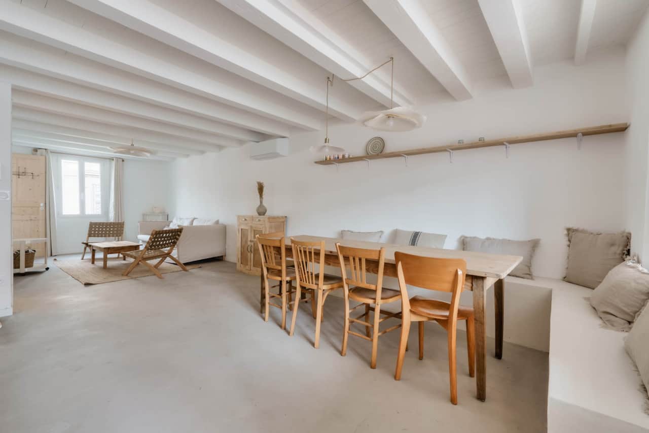 Nocnoc le Nid - kitchen dining room