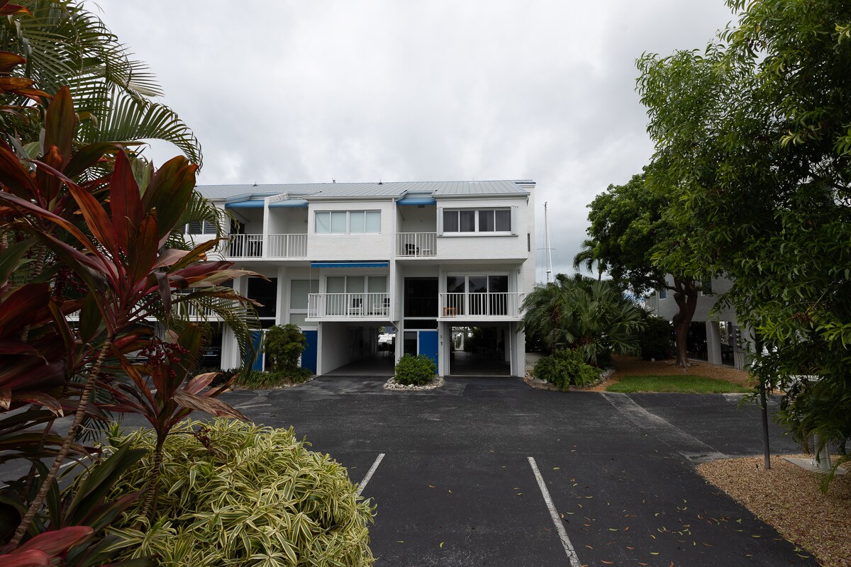 Luxury Harbourview Retreat at Bonefish Yacht Club — photo 2