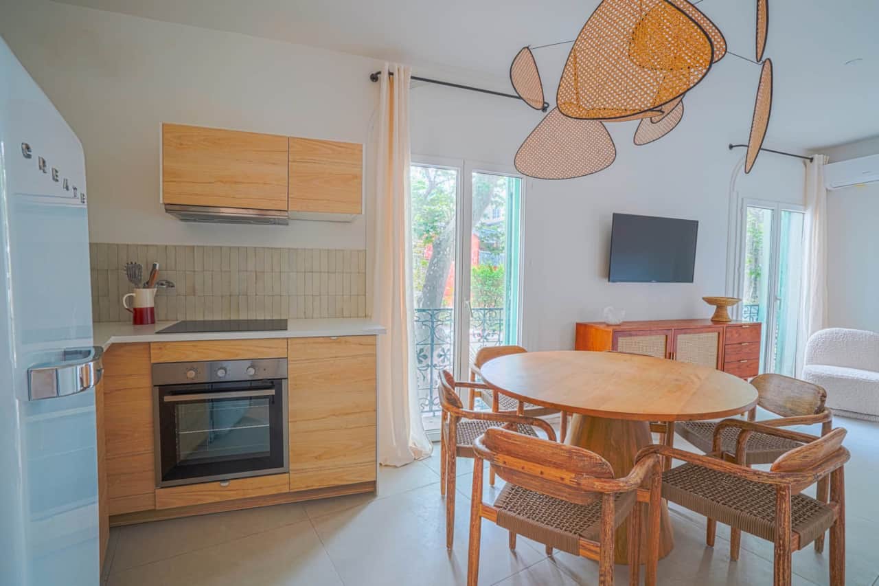 Open kitchen