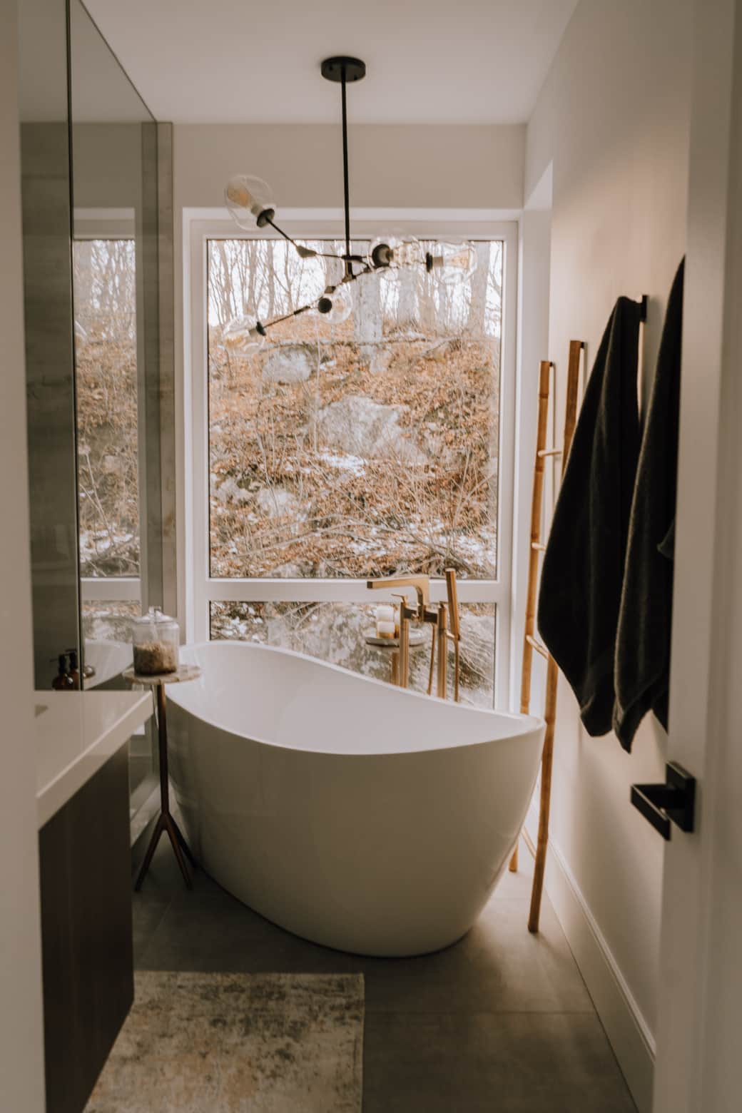 A|R Primary Ensuite Soaker Tub