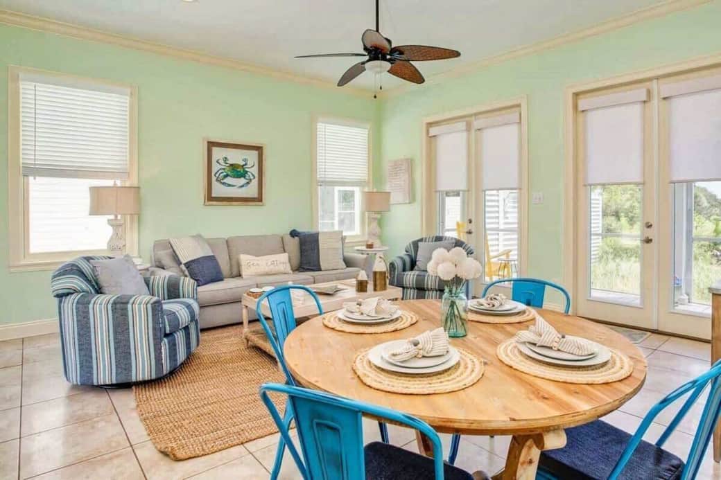 Kivas jewel dining room