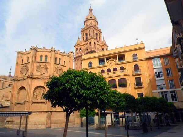 Plaza de los Apóstoles.