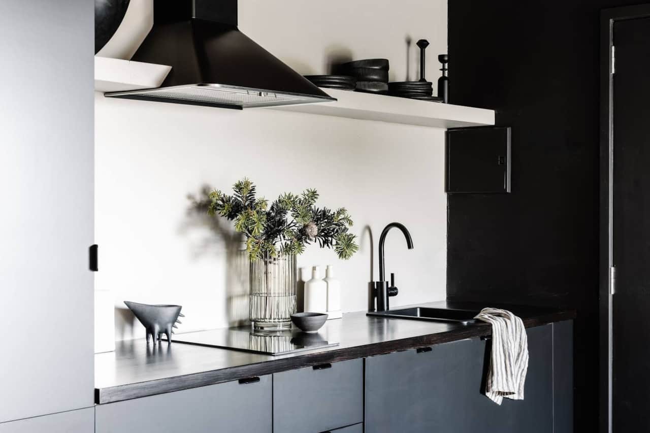 cQueen small but well equipped kitchen with dishwasher, stove top and microwave, Anglesea VIC