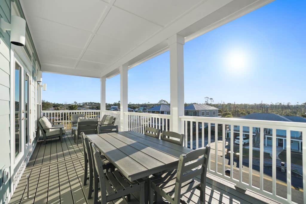 Top porch 3
