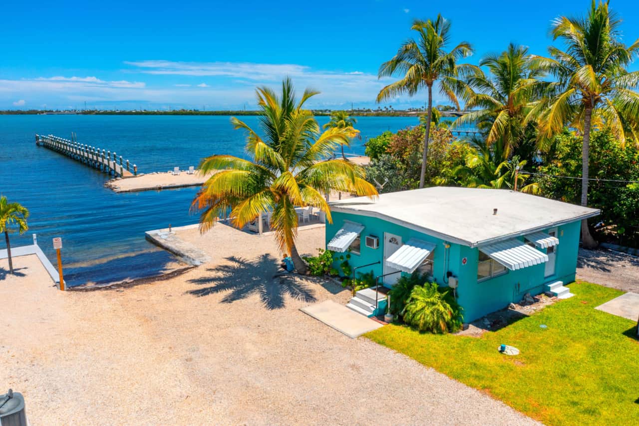Cozy Cottage dock for fishing, snorkeling, and relaxing.