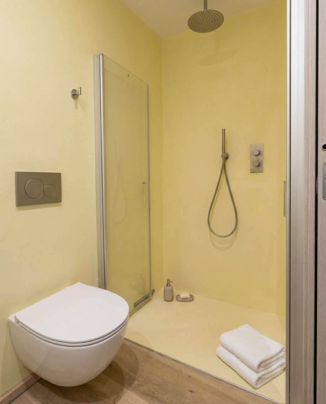 bathroom with rain shower in Casa Mille e Una Stella 1
