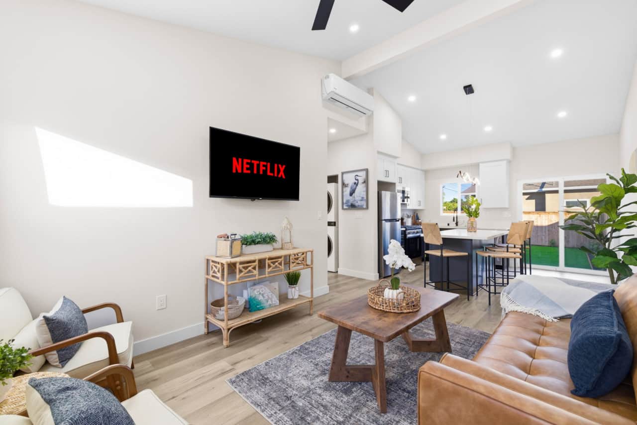 Open Living Area - Smart TV