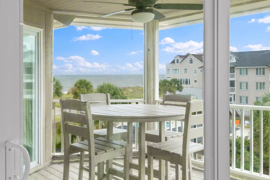 Isle of Palms; Wild Dunes; Port O' Call A302