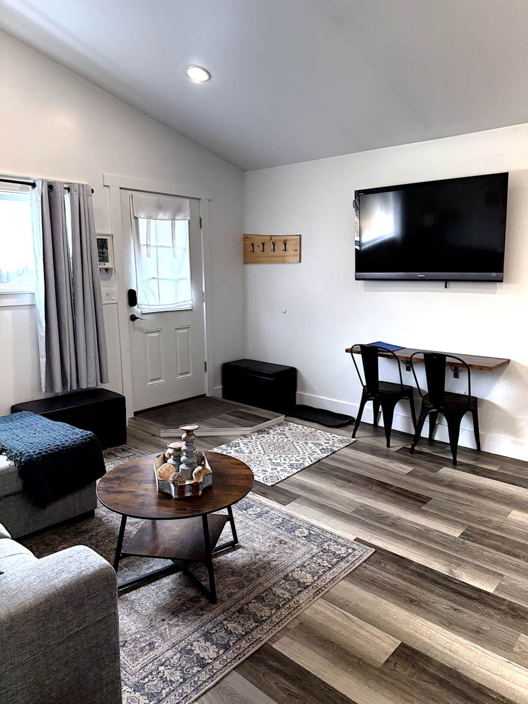 Living room 3