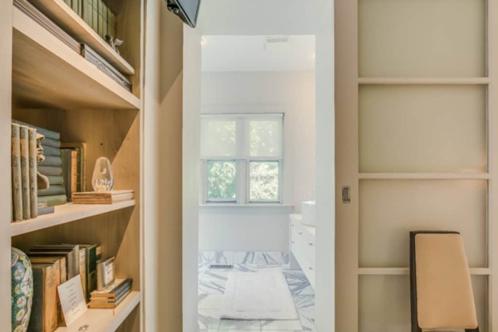 8 Main Bedroom