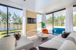 Villa luxe Élégante, Piscine chauffée privée, Jeux — photo 35
