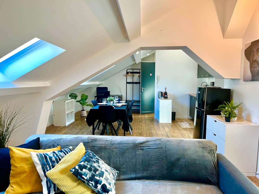 L'appartement Rousseau Logement à Reims par La Conciergerie Des Sacres