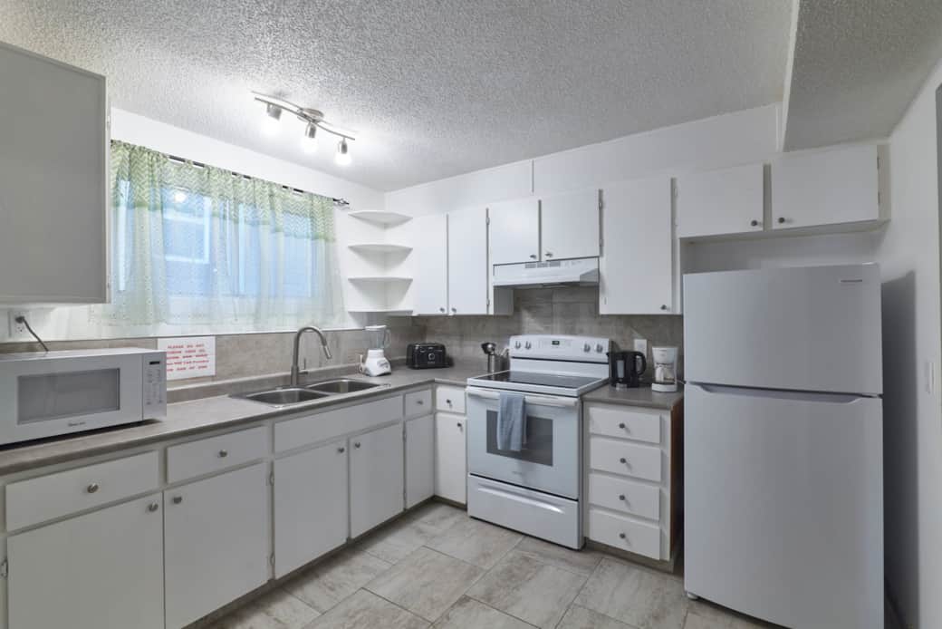 Kitchen with all basic needs Kitchen with all basic needs