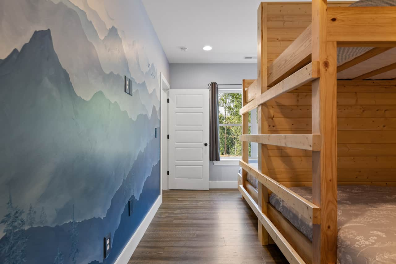 Bunk Room with 2 Queens & 2 Twin Beds 2