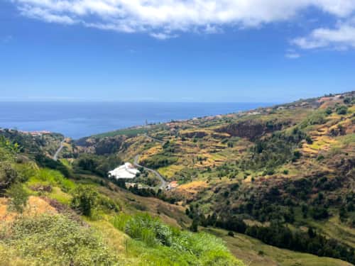 Uitzicht over Calheta op Madeira