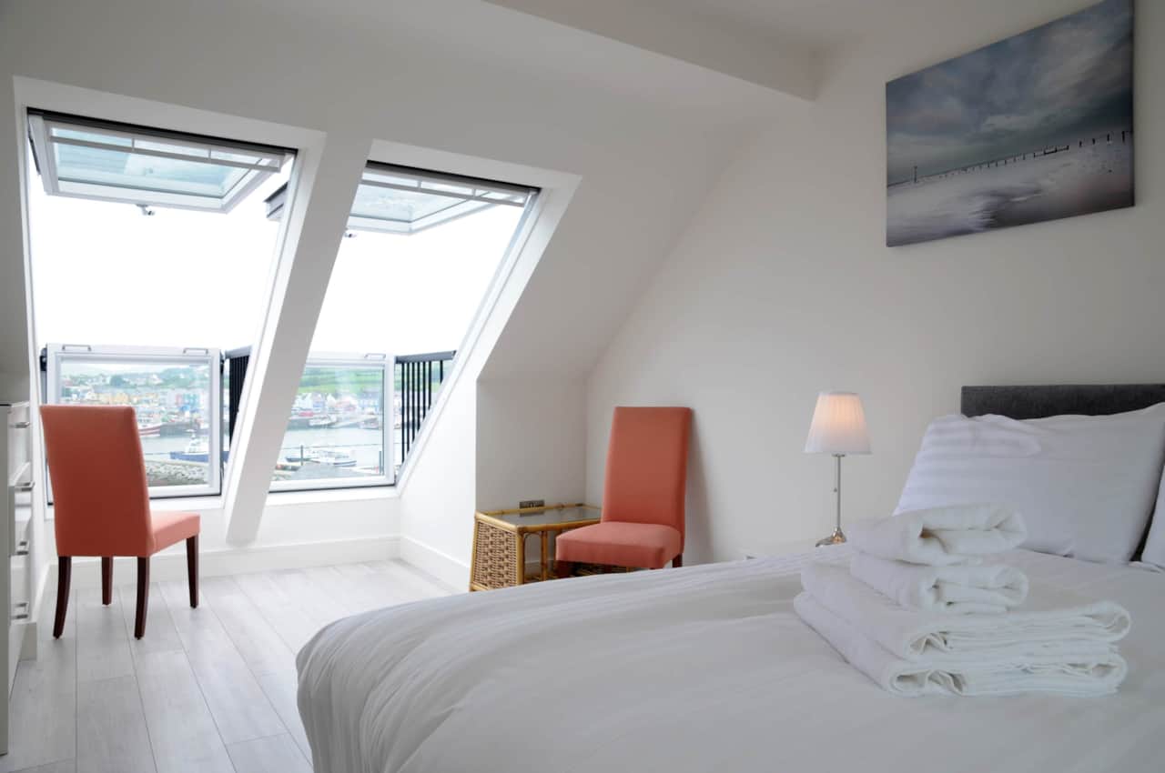Bedroom View House Dingle Marina View