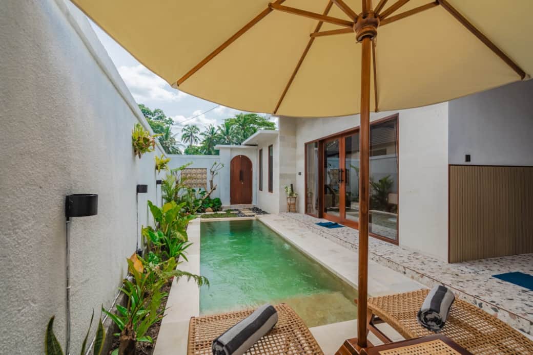 Your Private Oasis & Plunge Pool Your Private Oasis & Plunge Pool
