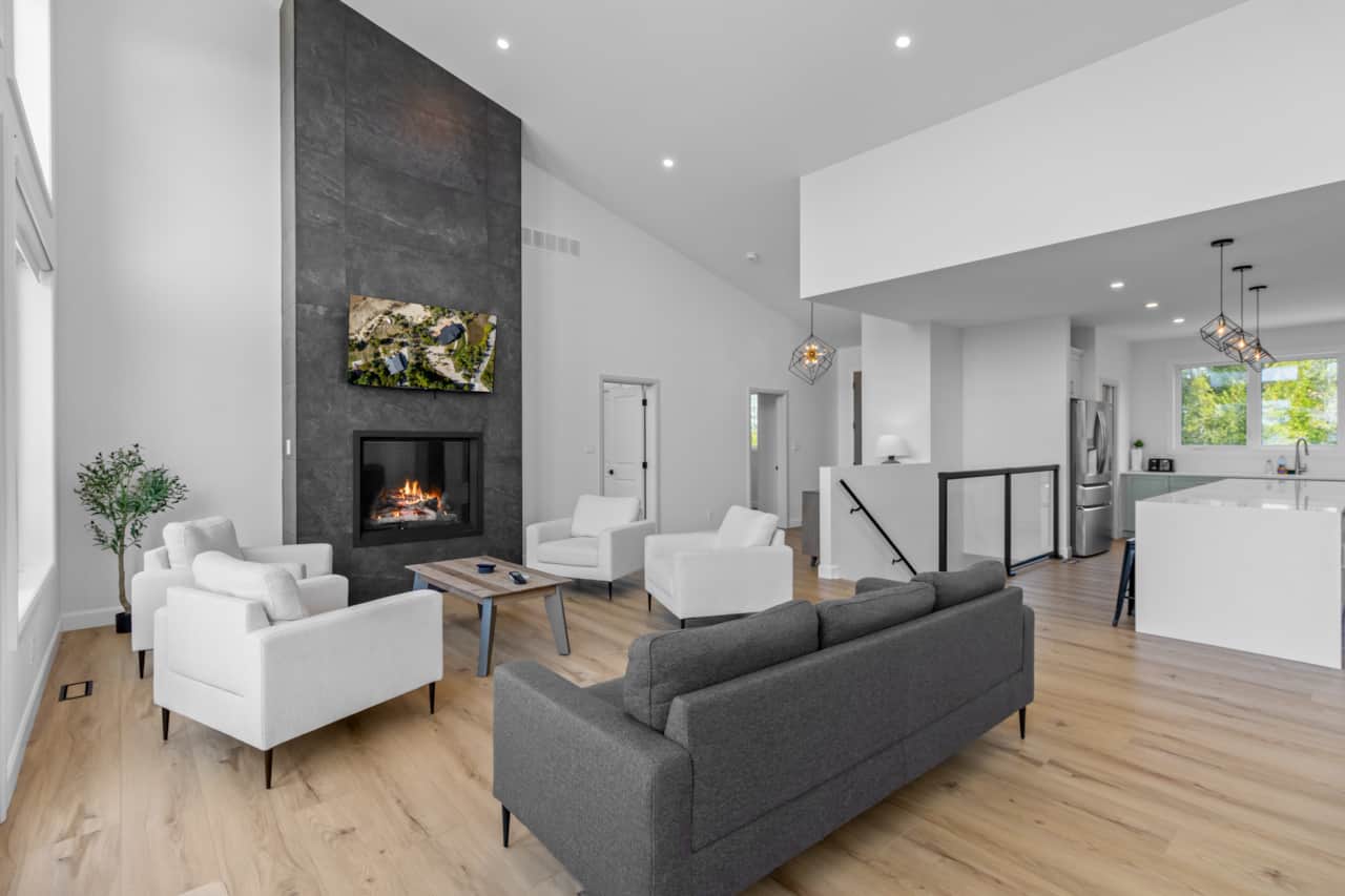 Main Living Room with 17 Foot Fireplace