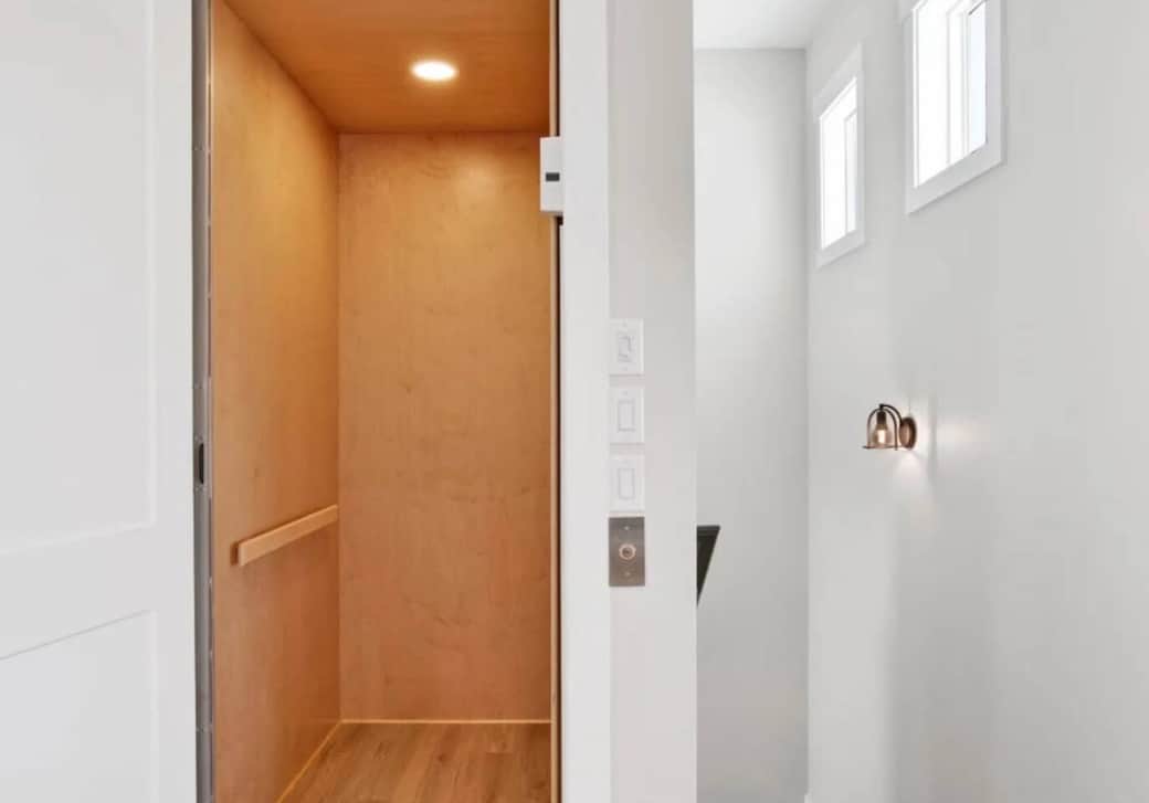 Elevator Provides Easy Access to All Floors Elevator Provides Easy Access to All Floors