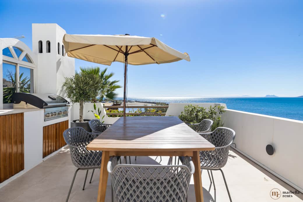 Outdoor dining with a view.