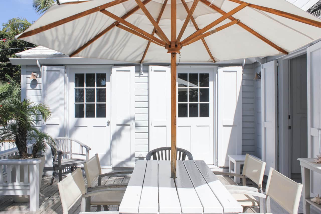Java Cottage -Outdoor Dining Area