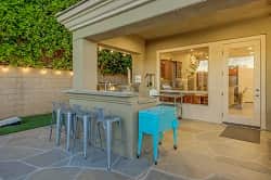 48681 Renewal. Outdoor Counter