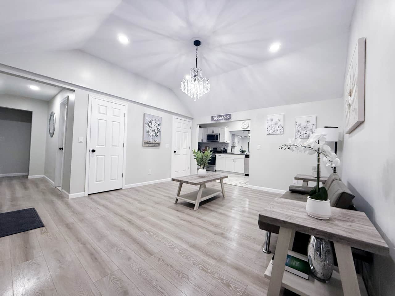 Living room 1 in entrance
