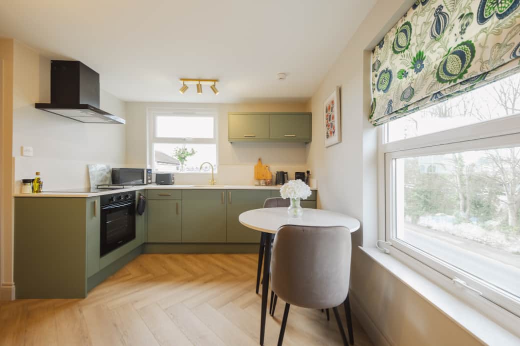 Riverside - Top Floor © Olivier Burnside 2026-12