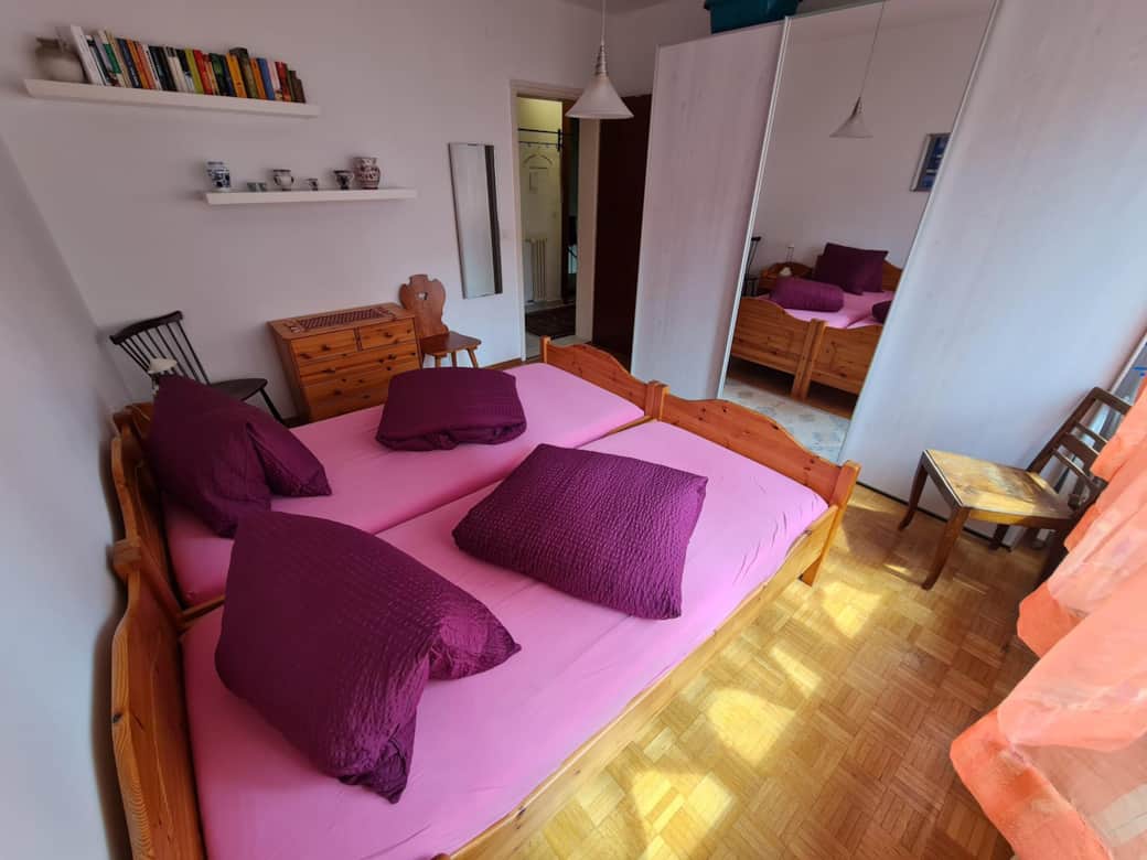 Schlafzimmer 04