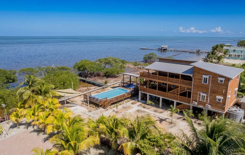 House and Pool - Grounds - 3