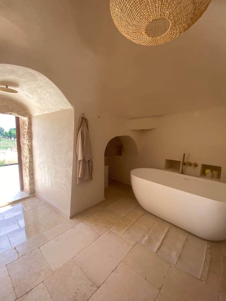 13070e00 518a 420a 9b3d 68a1b973c218