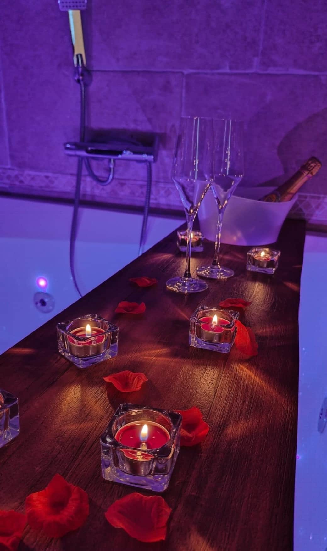 Votre parenthèse romantique avec balnéo ❤️✨