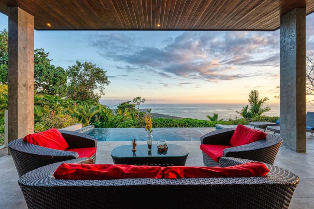 Outdoor lounge area and infinity pool to soak in the incredible ocean views. 