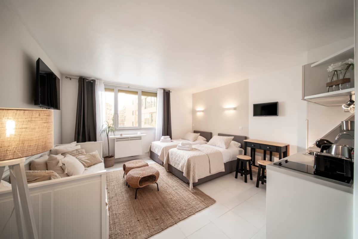 Interior detail — Cannes apartment