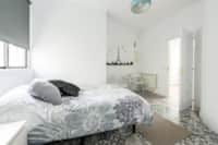 HAB 1 · HABITACIÓN DOBLE Y BAÑO PRIVADO (APT CON TERRAZAS)
