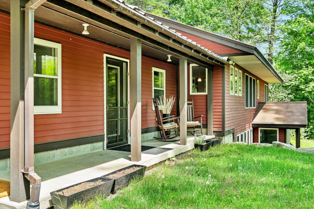 Front porch with rocking chairs and beautiful views Front porch with rocking chairs and beautiful views