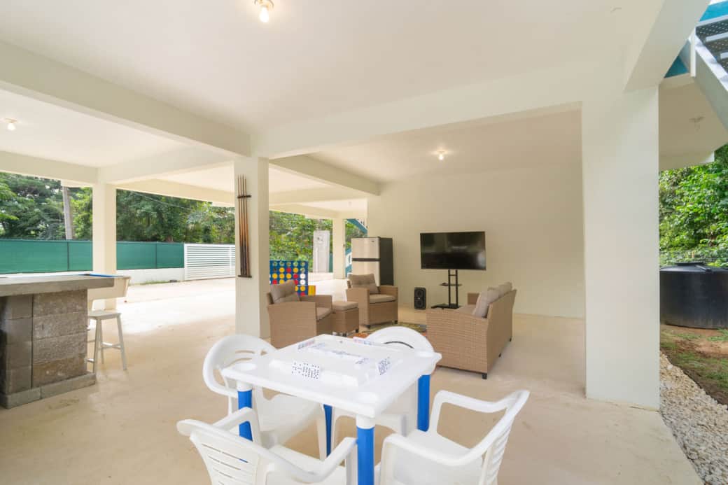 First floor cover patio - Domino table