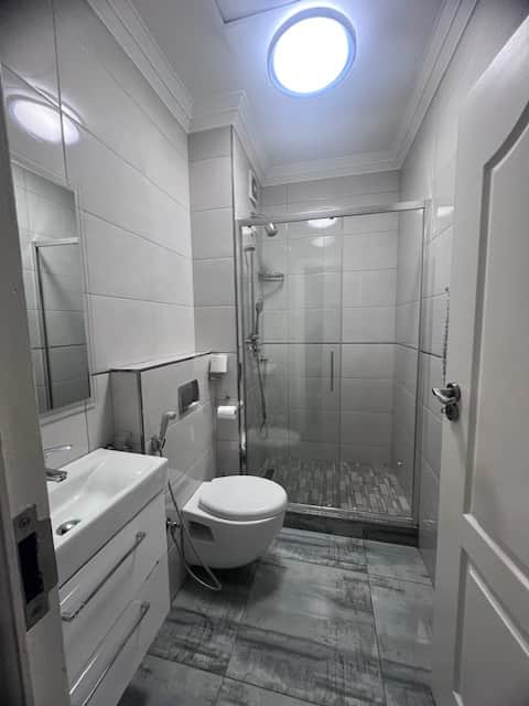 Bathroom2