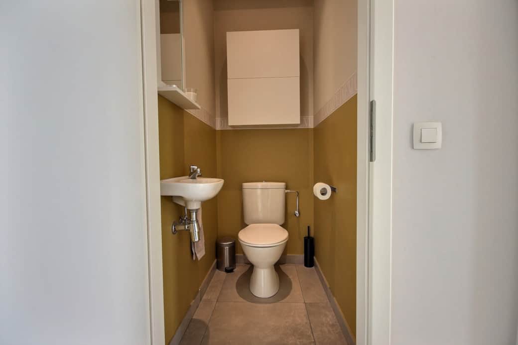 WC WC