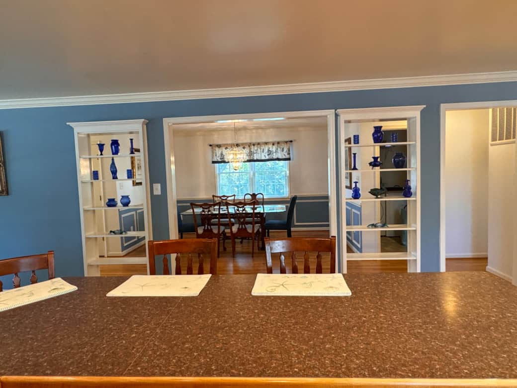 View from Kitchen to Dinning Rm