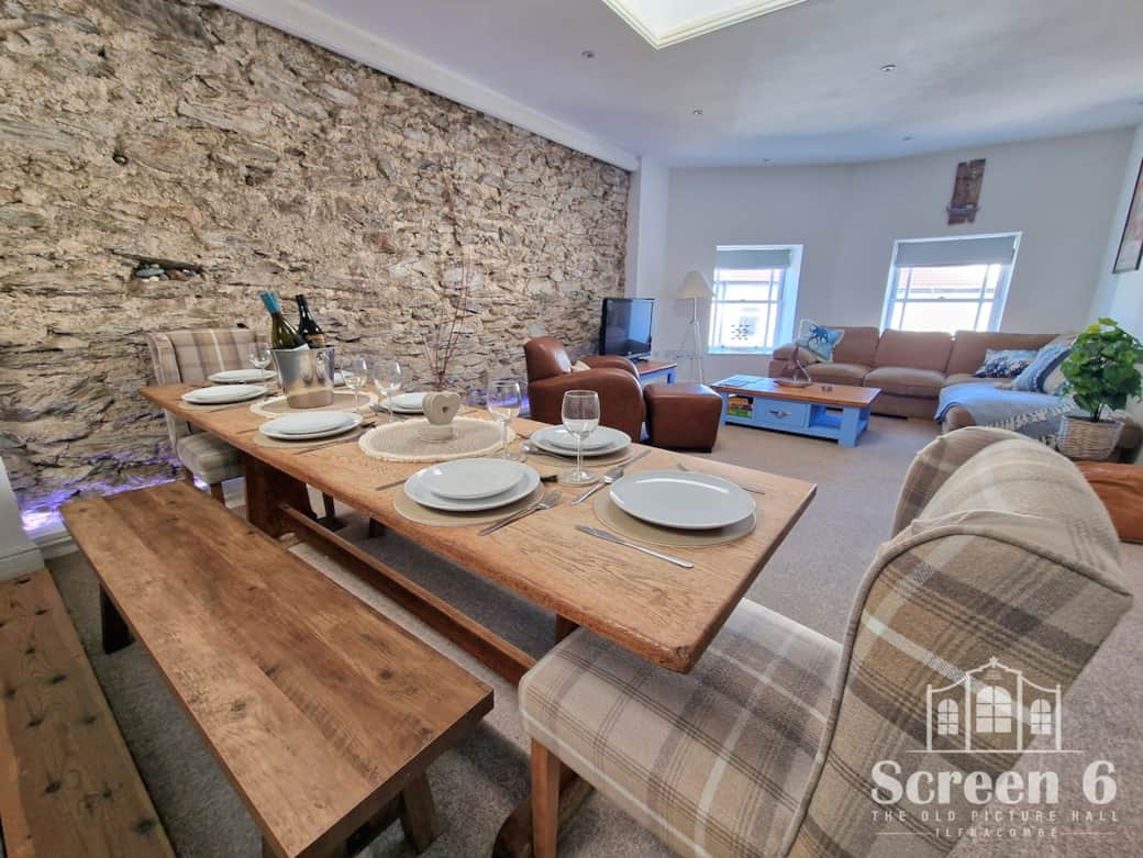 Beautiful refectory table with benches and captains chairs, comfortable seating for 8