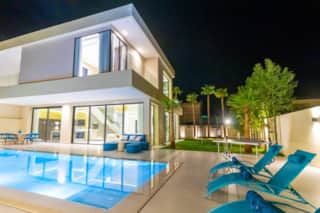 Villa luxe Élégante, Piscine chauffée privée, Jeux — photo 32