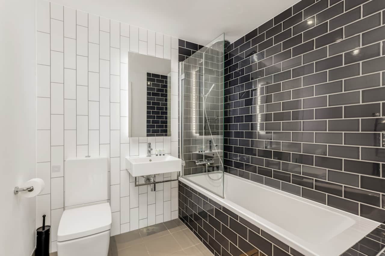 The Aqua - Luxury 1 Bedroom Apt