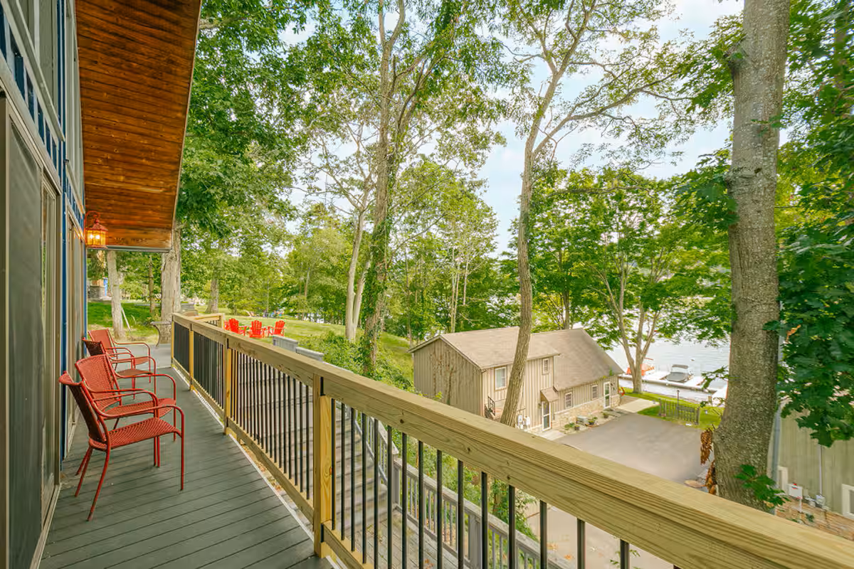 Lake Bear Lair Outdoor Sitting Facing Deep Creek Lake - Copy.png