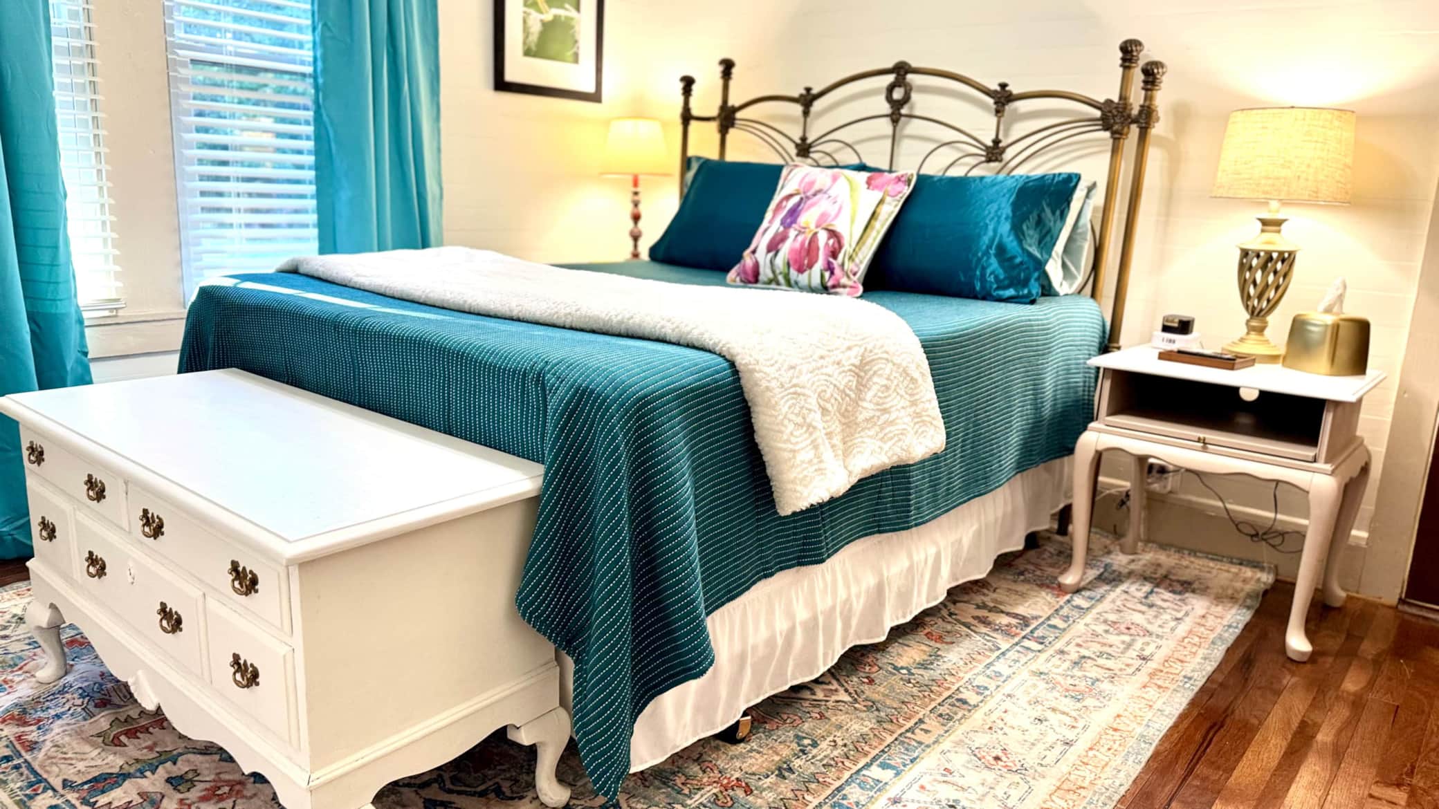 Main bedroom with luxury linens
