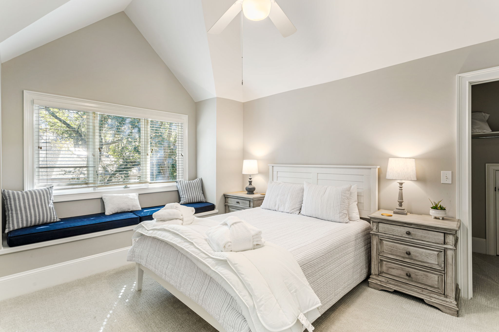 King Bedroom 1
