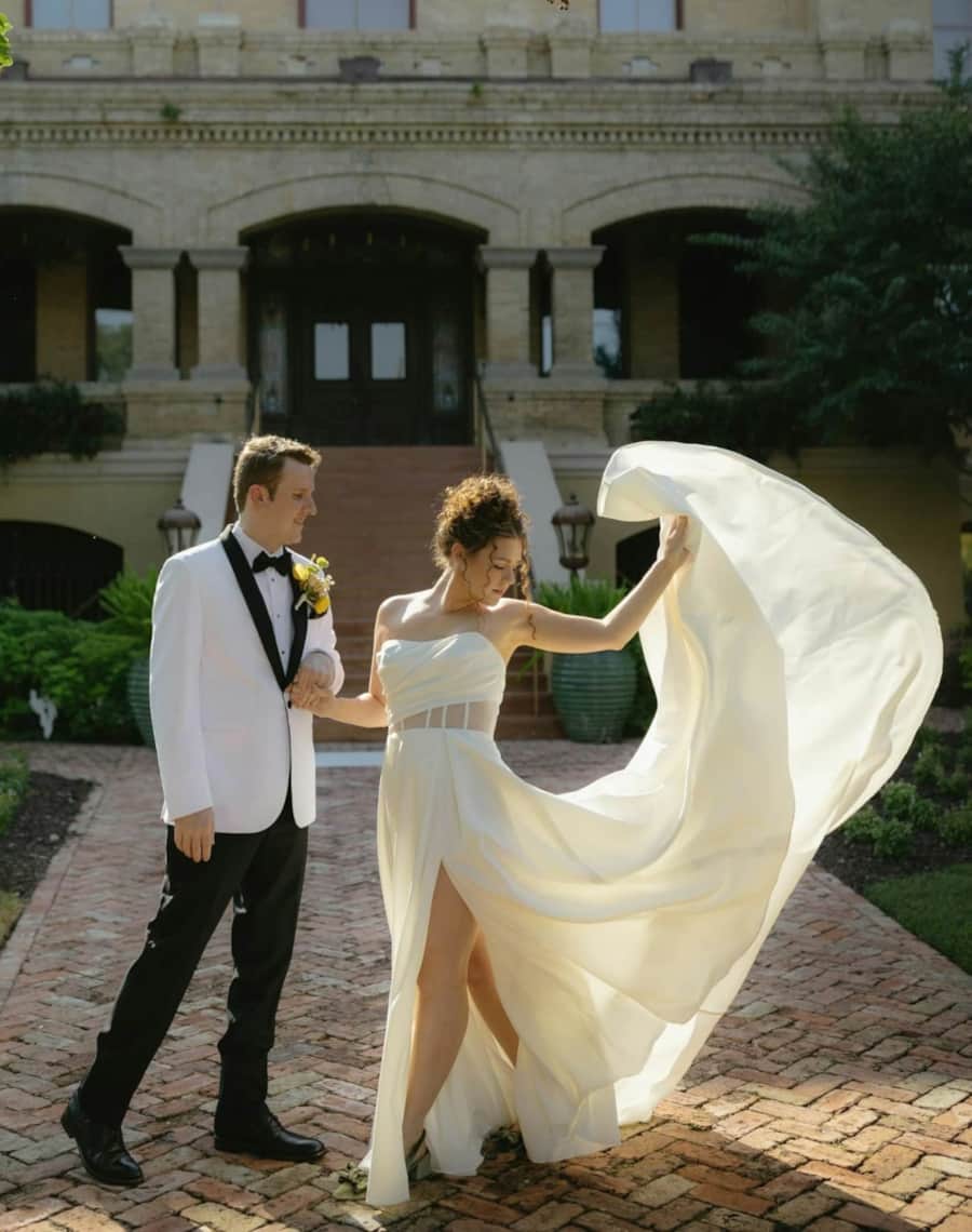 Winter Bridal Show setup at The Bryan Museum