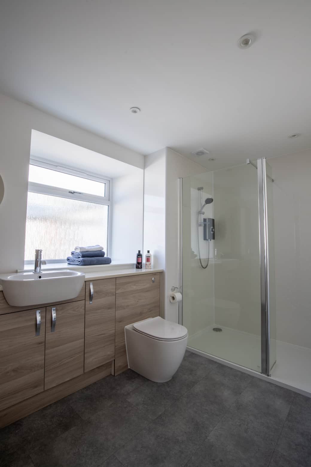 Downstairs Bathroom