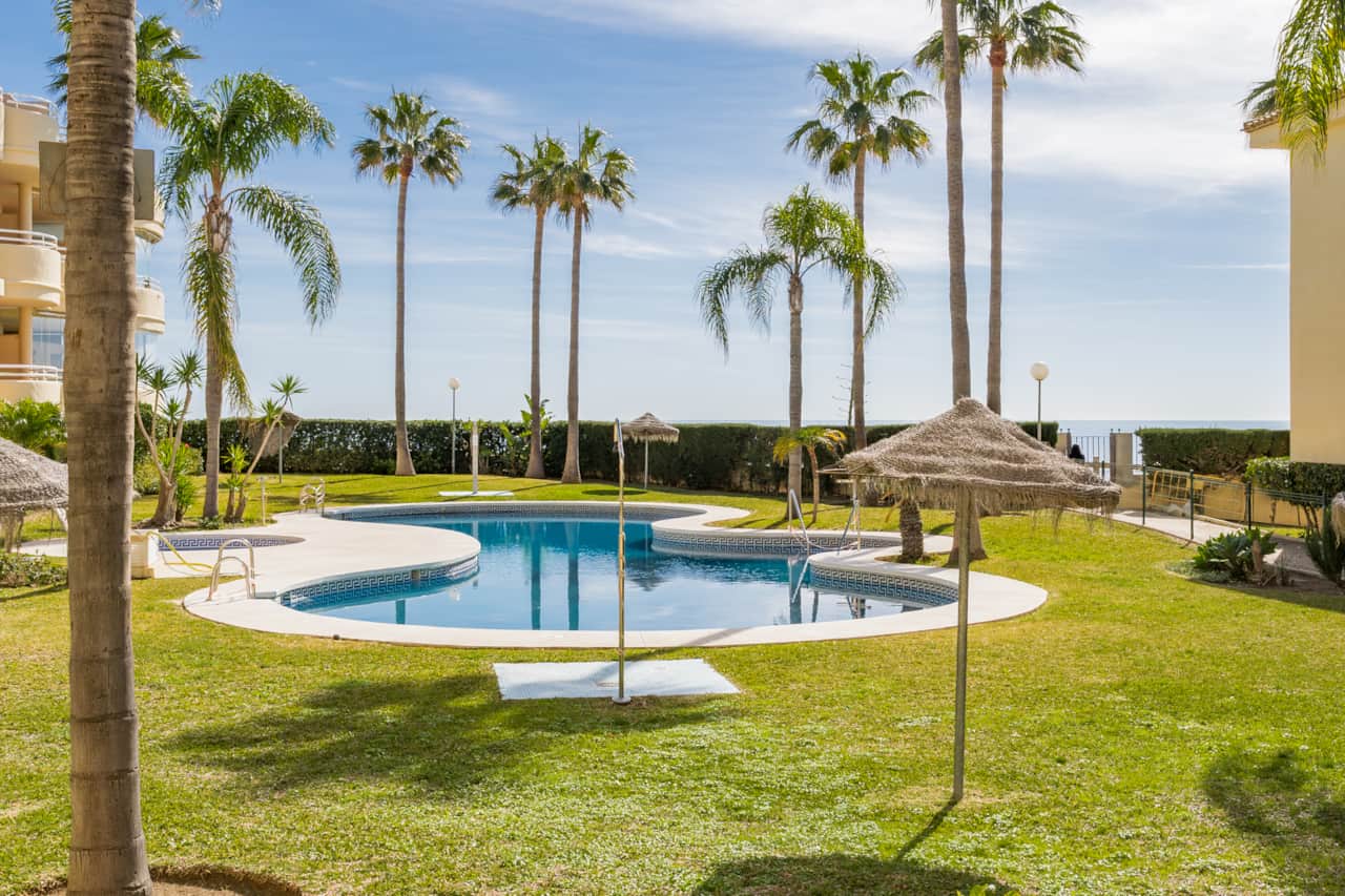Piscina comunitaria 