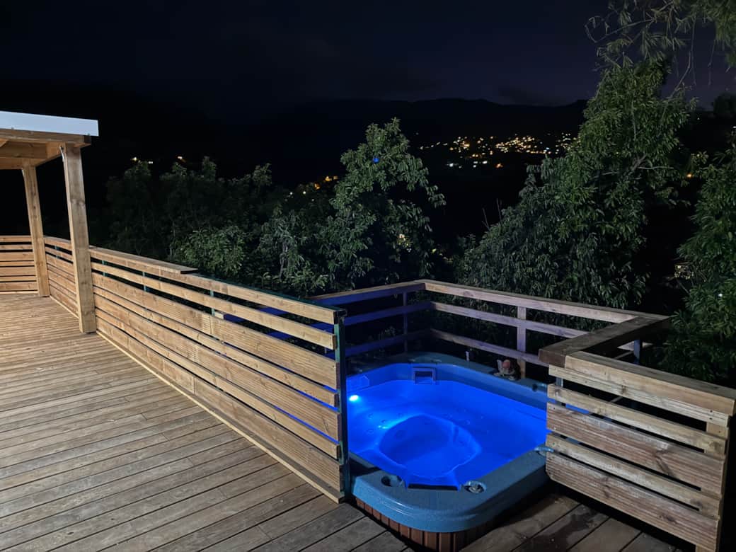 Jacuzzi